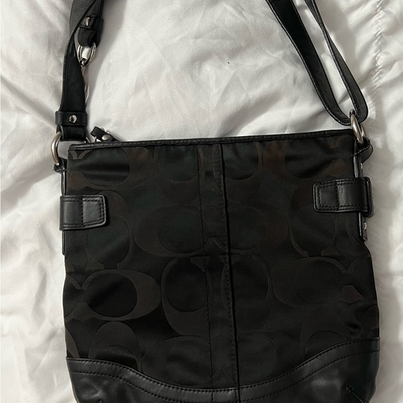 Coach Purse No C1221 F19730 - Picture 5 of 10